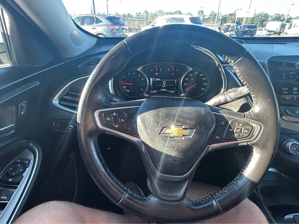 2018 Chevrolet Malibu 1LT - Photo 11